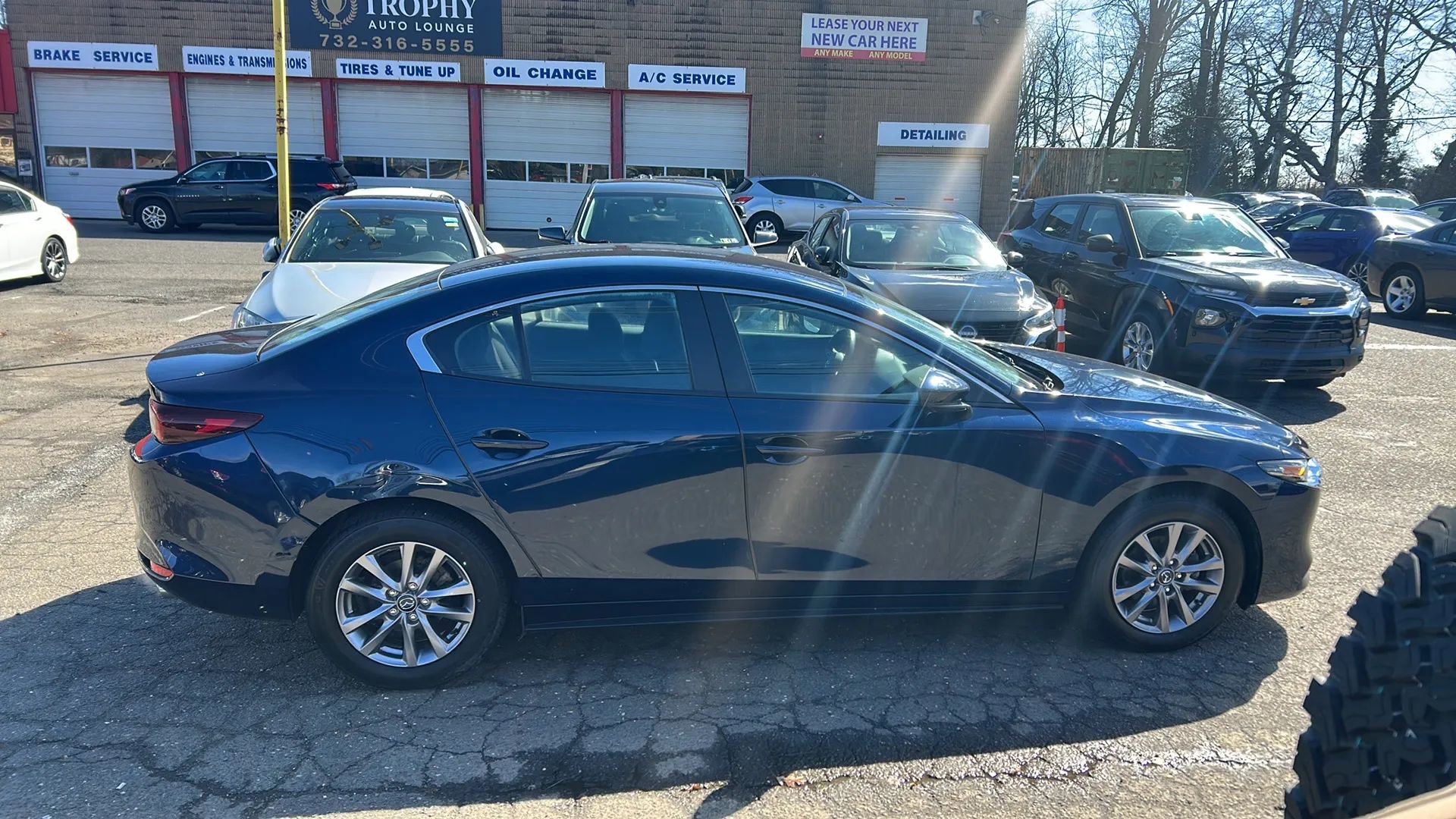 Used 2022 MAZDA MAZDA3 2.0 Sedan 4D image 4