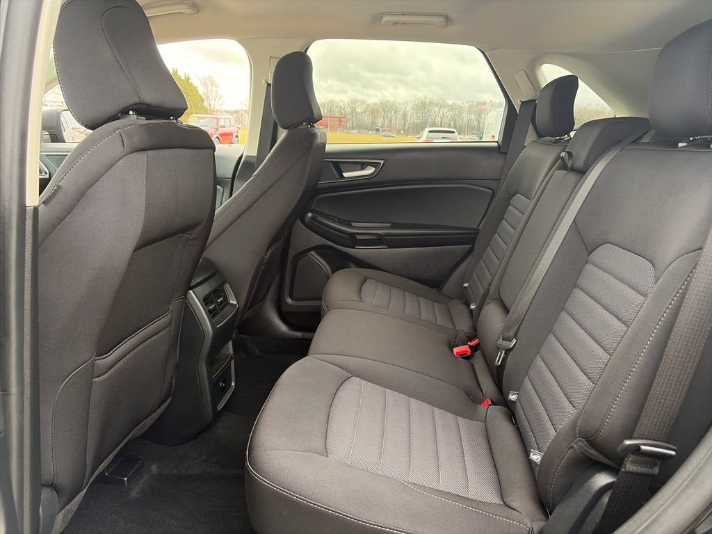 Used 2024 Ford Edge SE AWD/4WD image 27
