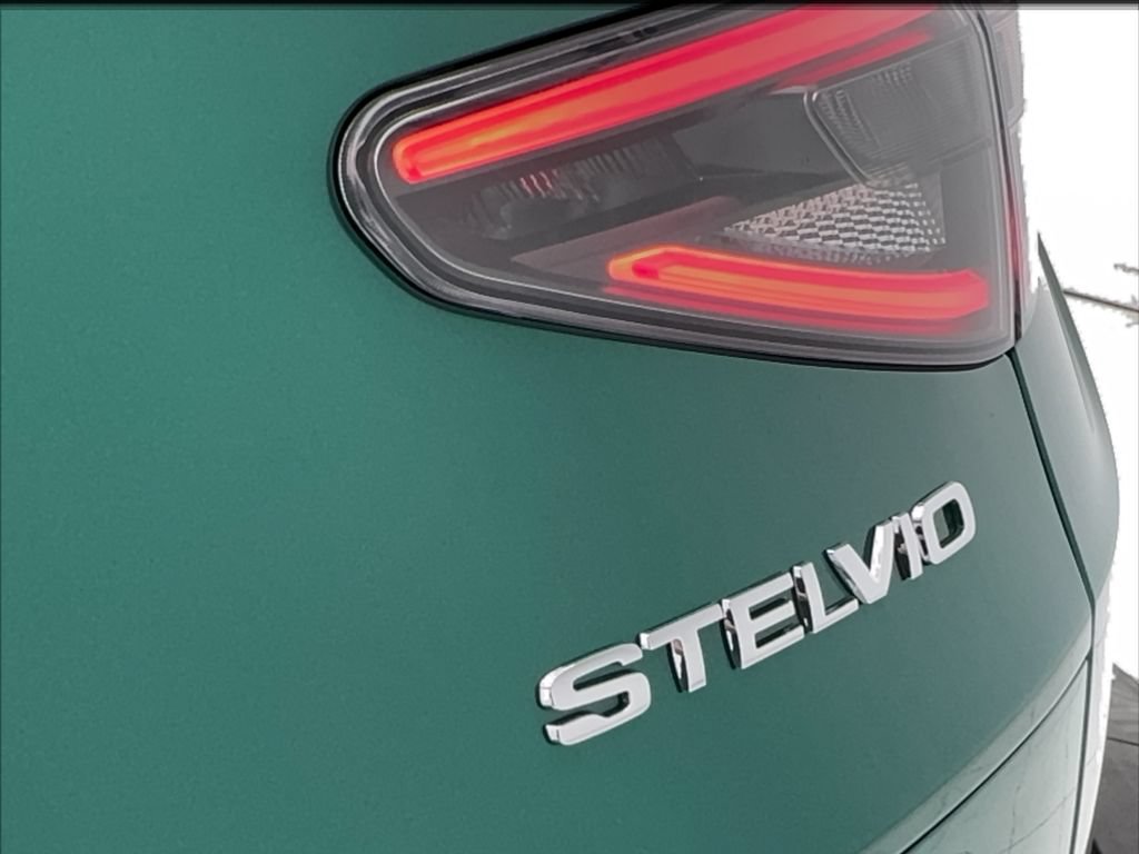 New 2026 Alfa Romeo Stelvio Sprint w/ Convenience Package AWD/4WD image 18