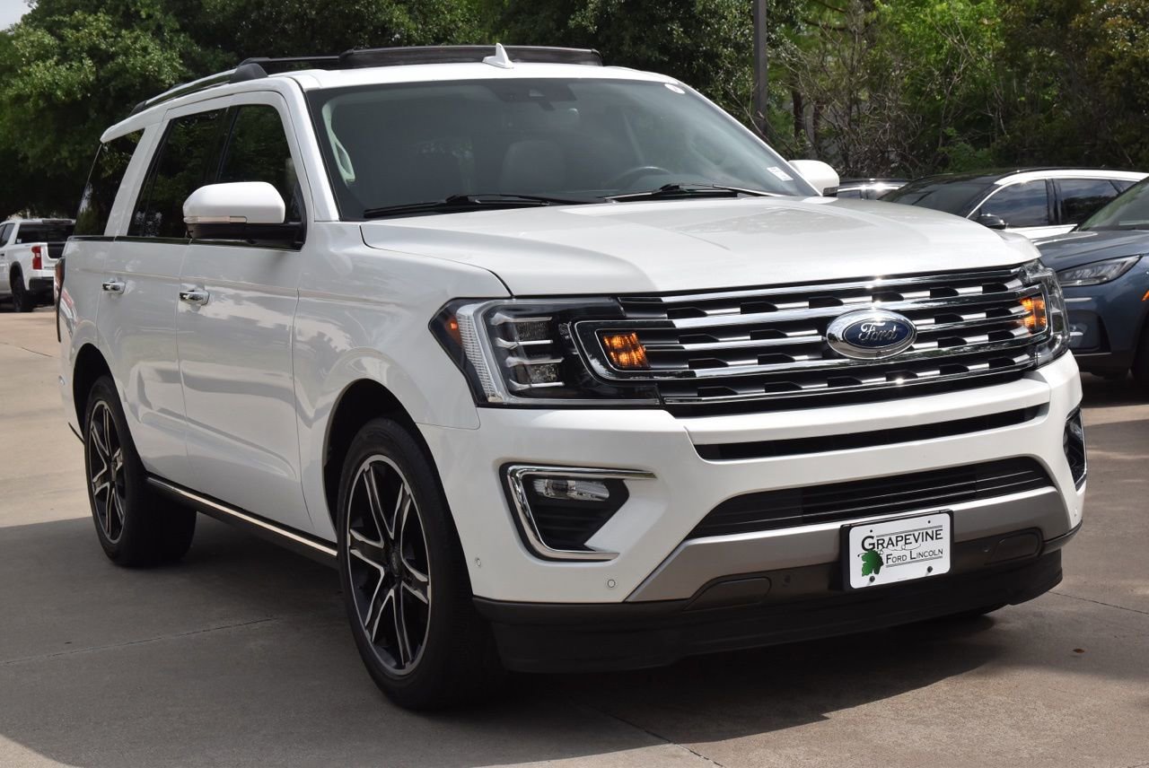 Used 2021 Ford Expedition Limited image 4