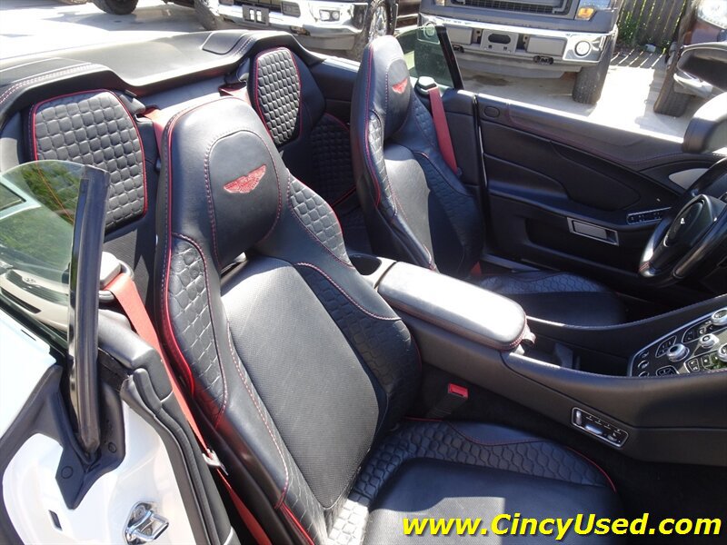 Used 2014 Aston Martin Vanquish Volante RWD image 17