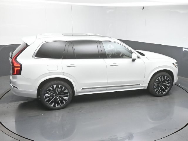 Used 2026 Volvo XC90 T8 Plus w/ Protection Package Premier AWD/4WD image 50