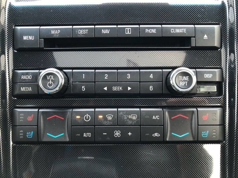 Used 2010 Ford Taurus SHO image 34