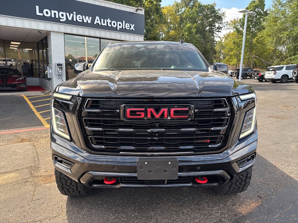 Used 2025 GMC Yukon AT4 w/ AT4 Premium Package image 4