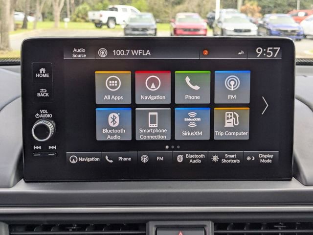 Certified 2025 Honda Pilot Touring image 17