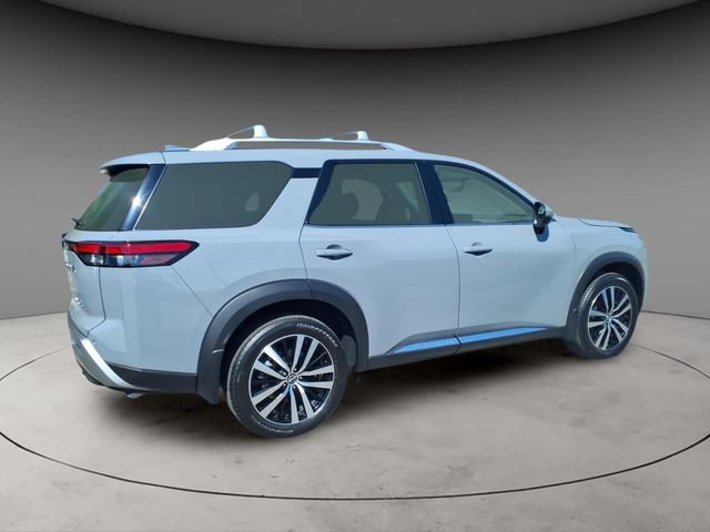 Certified 2025 Nissan Pathfinder Platinum w/ Cargo Package AWD/4WD image 6