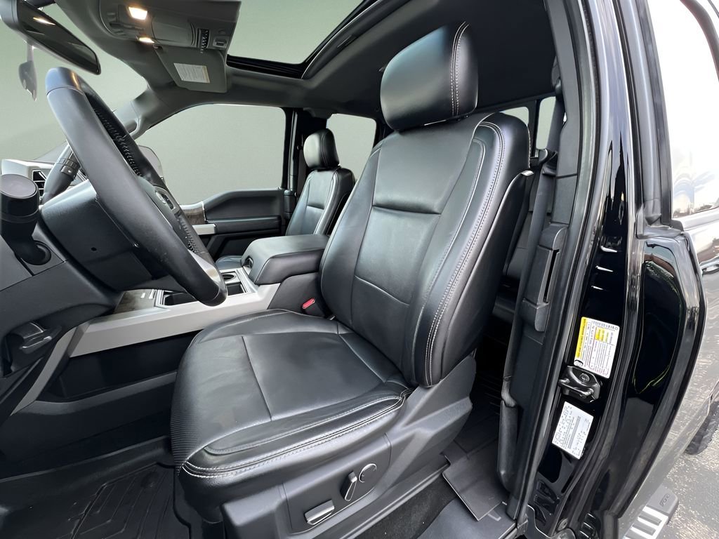 Used 2017 Ford F350 Lariat w/ Chrome Package image 18