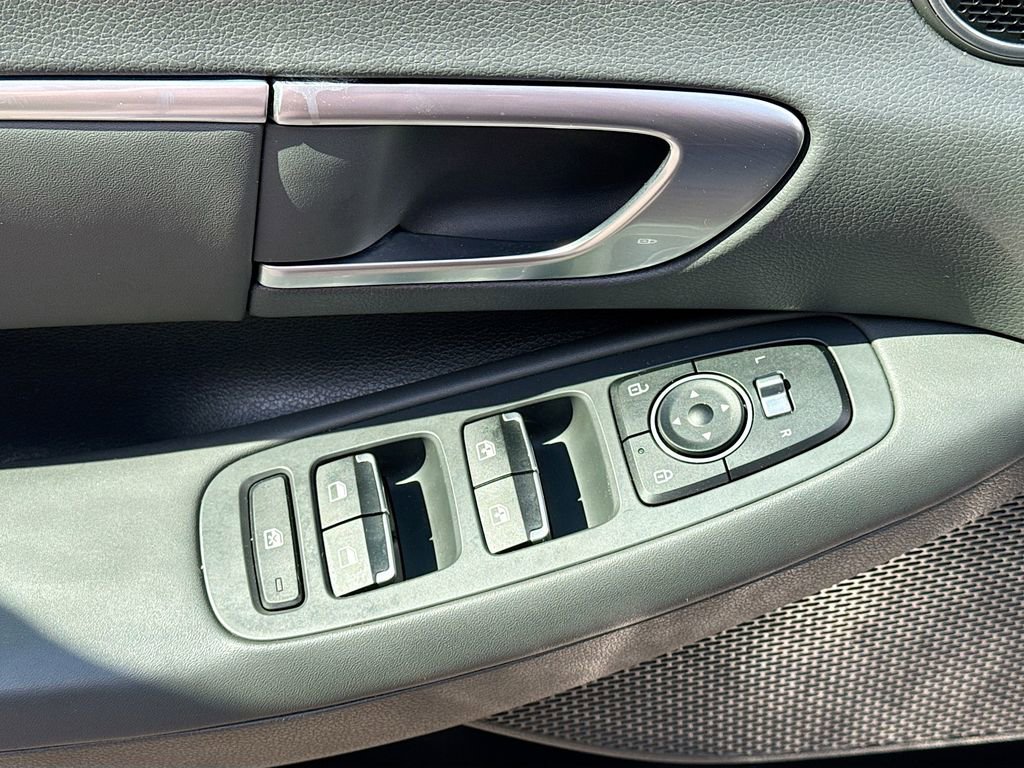 Used 2021 Hyundai Sonata SEL FWD image 14