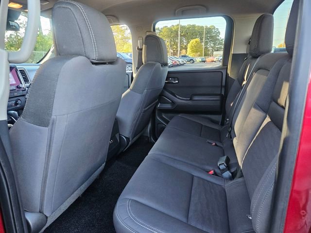 Used 2023 Nissan Frontier SV image 10