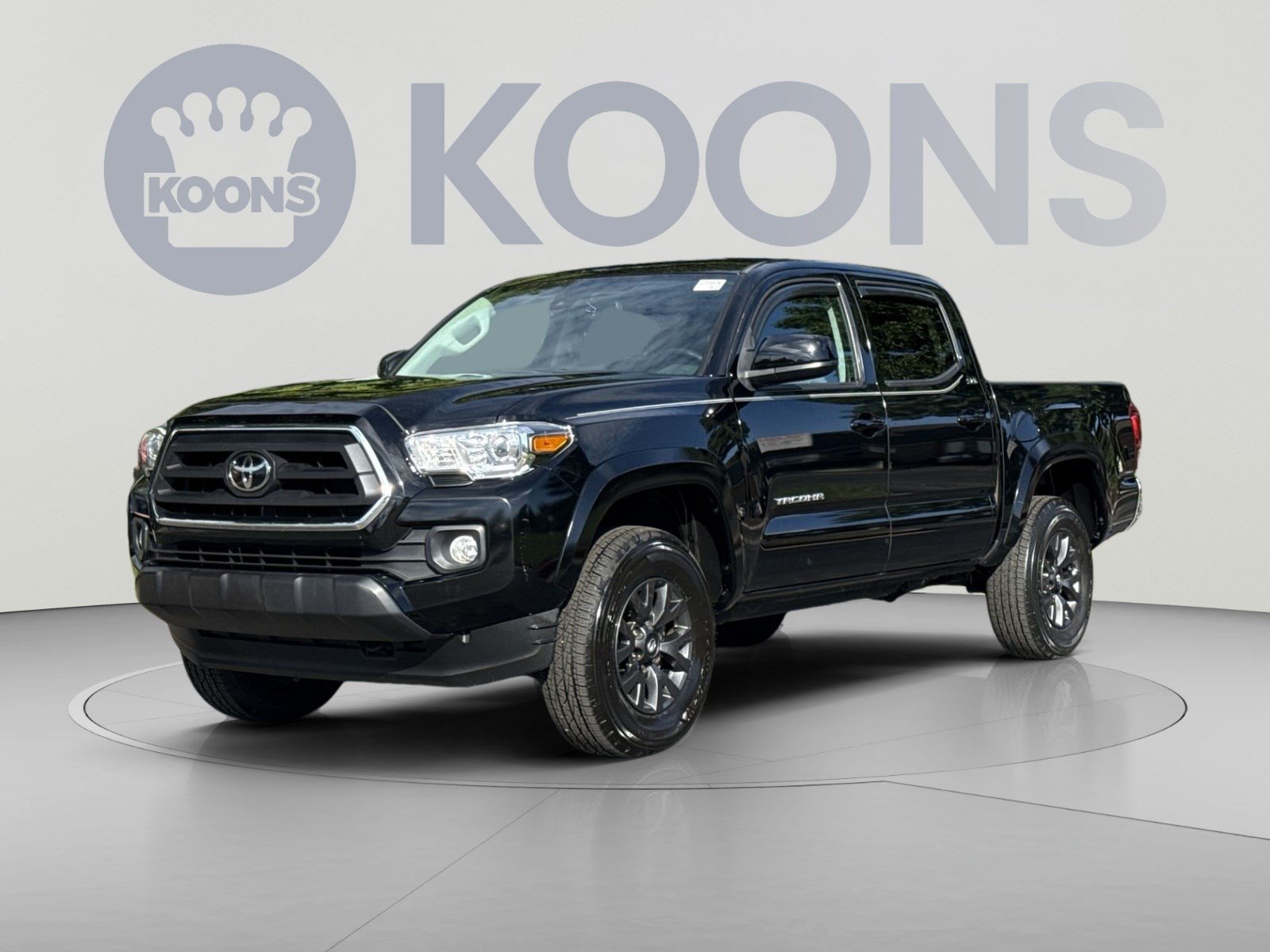 Used 2023 Toyota Tacoma SR5 RWD image 1