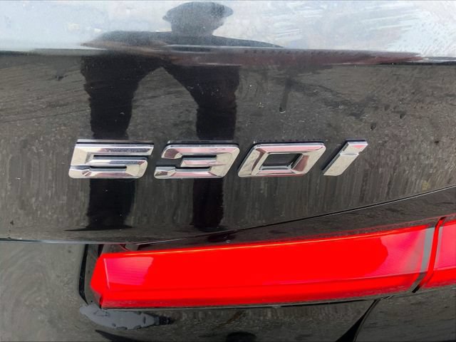 Used 2022 BMW 530i xDrive w/ Convenience Package AWD/4WD image 13