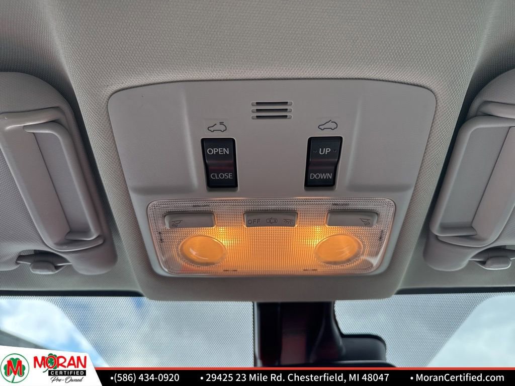 Used 2015 Toyota RAV4 Limited w/ Technology Package image 23