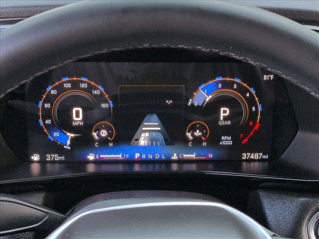 Used 2024 Chevrolet Colorado LT RWD image 15