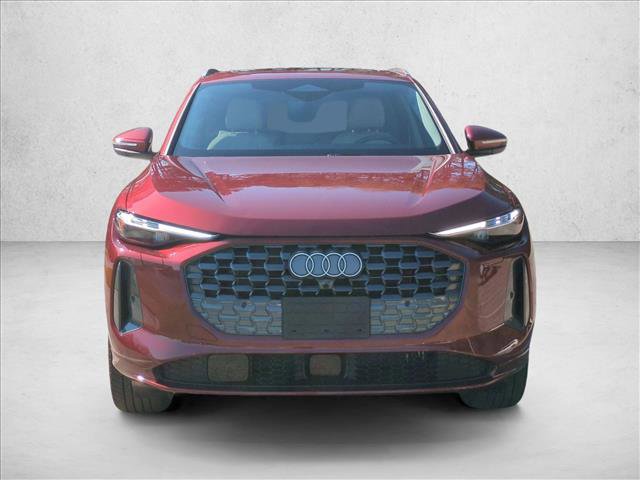 Certified 2025 Audi Q5 Premium Plus w/ Premium Plus image 2