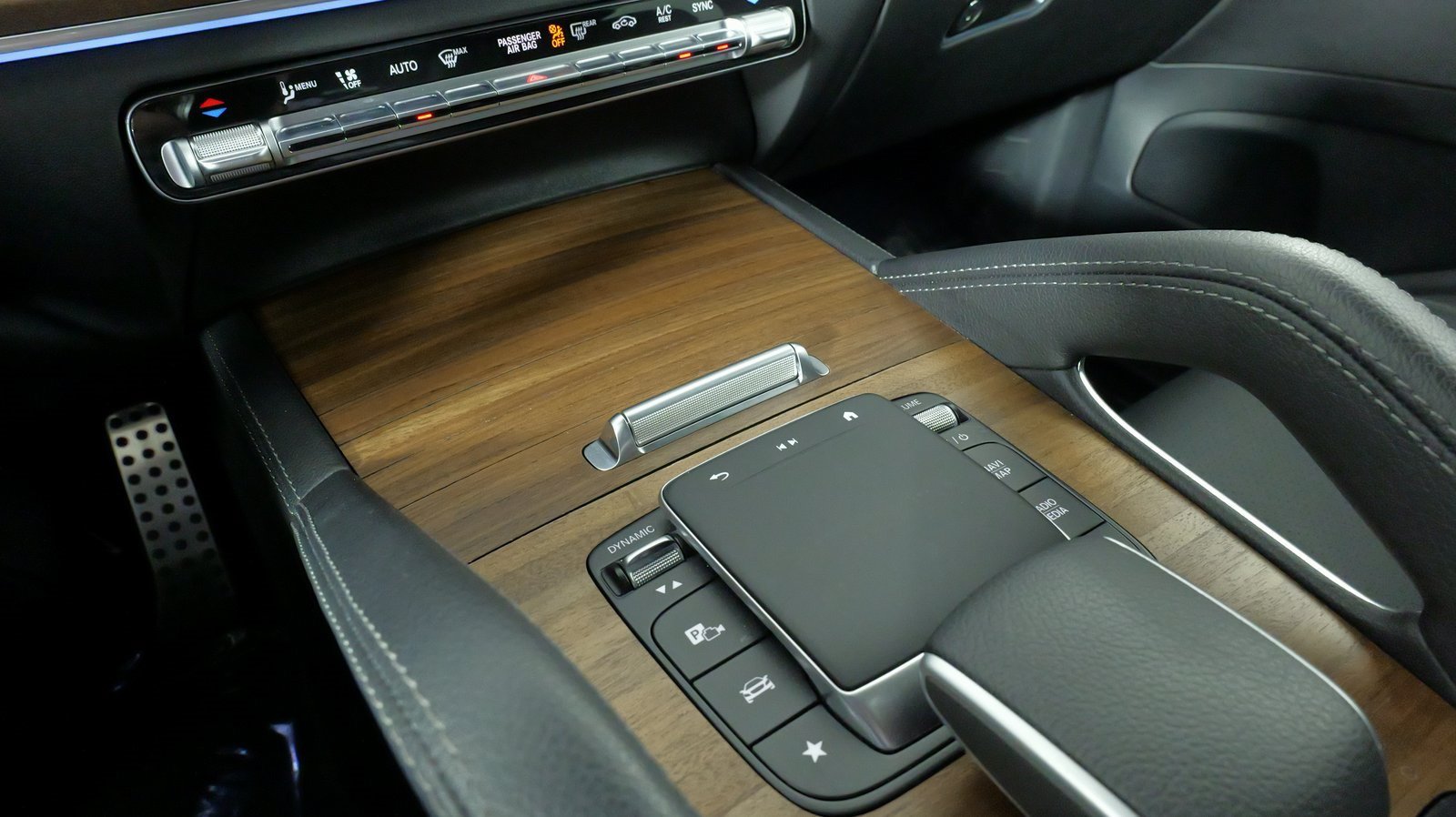 Used 2024 Mercedes-Benz GLS 450 4MATIC w/ AMG Line Exterior image 66
