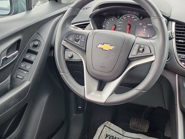 Certified 2022 Chevrolet Trax LT w/ LT Convenience Package image 23