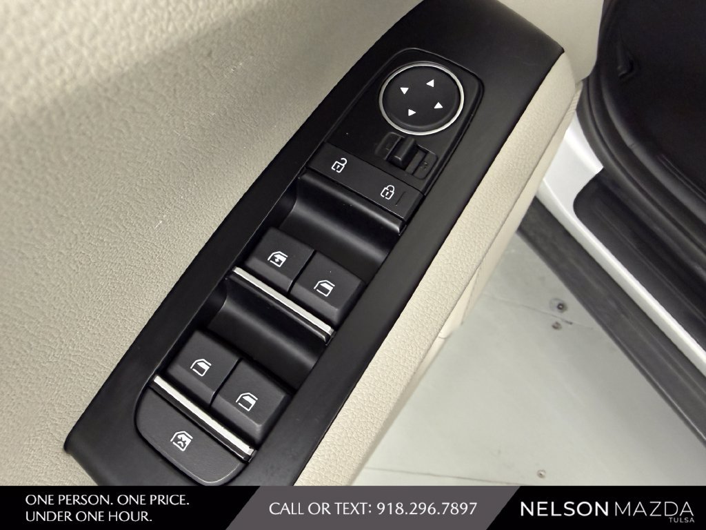 Used 2020 Kia Soul LX FWD image 19