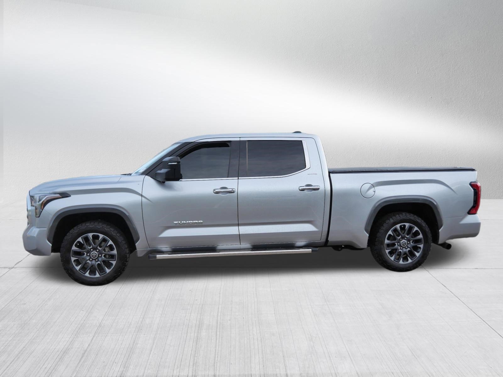 Certified 2022 Toyota Tundra Limited AWD/4WD image 4