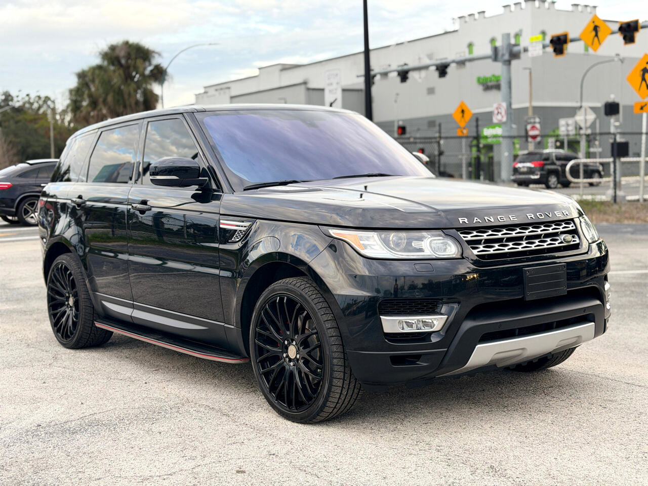 Used 2016 Land Rover Range Rover Sport HSE image 7