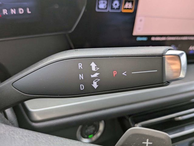 Used 2024 Chevrolet Traverse LT w/ Enhanced Driving Package FWD image 21