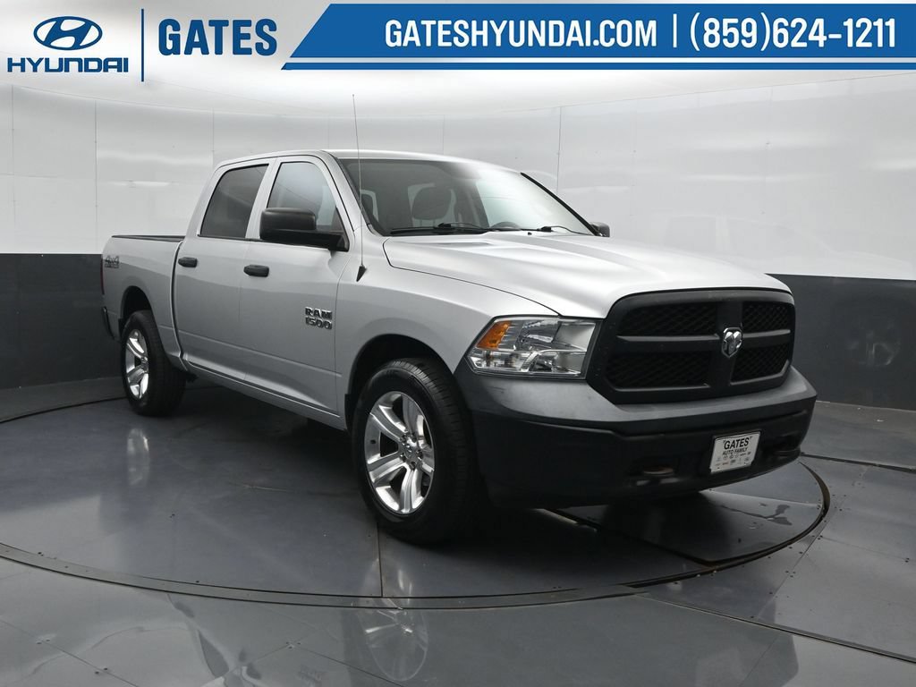Used 2015 RAM 1500 Tradesman w/ Popular Equipment Group AWD/4WD image 4