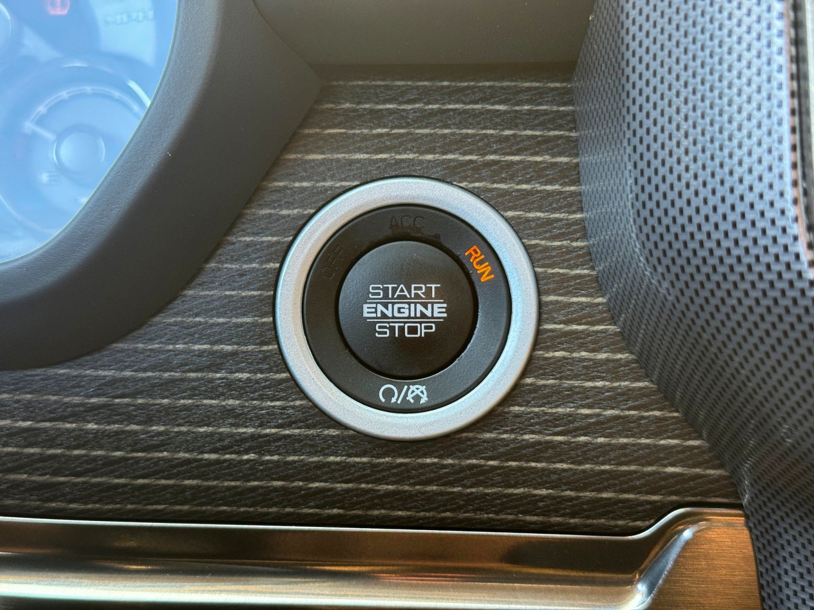 Used 2019 RAM 1500 Limited w/ Advanced Safety Group RWD image 22