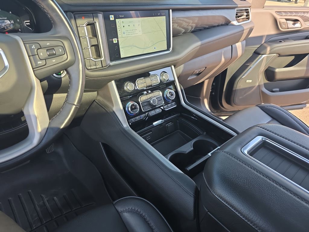 Certified 2022 GMC Yukon Denali image 26