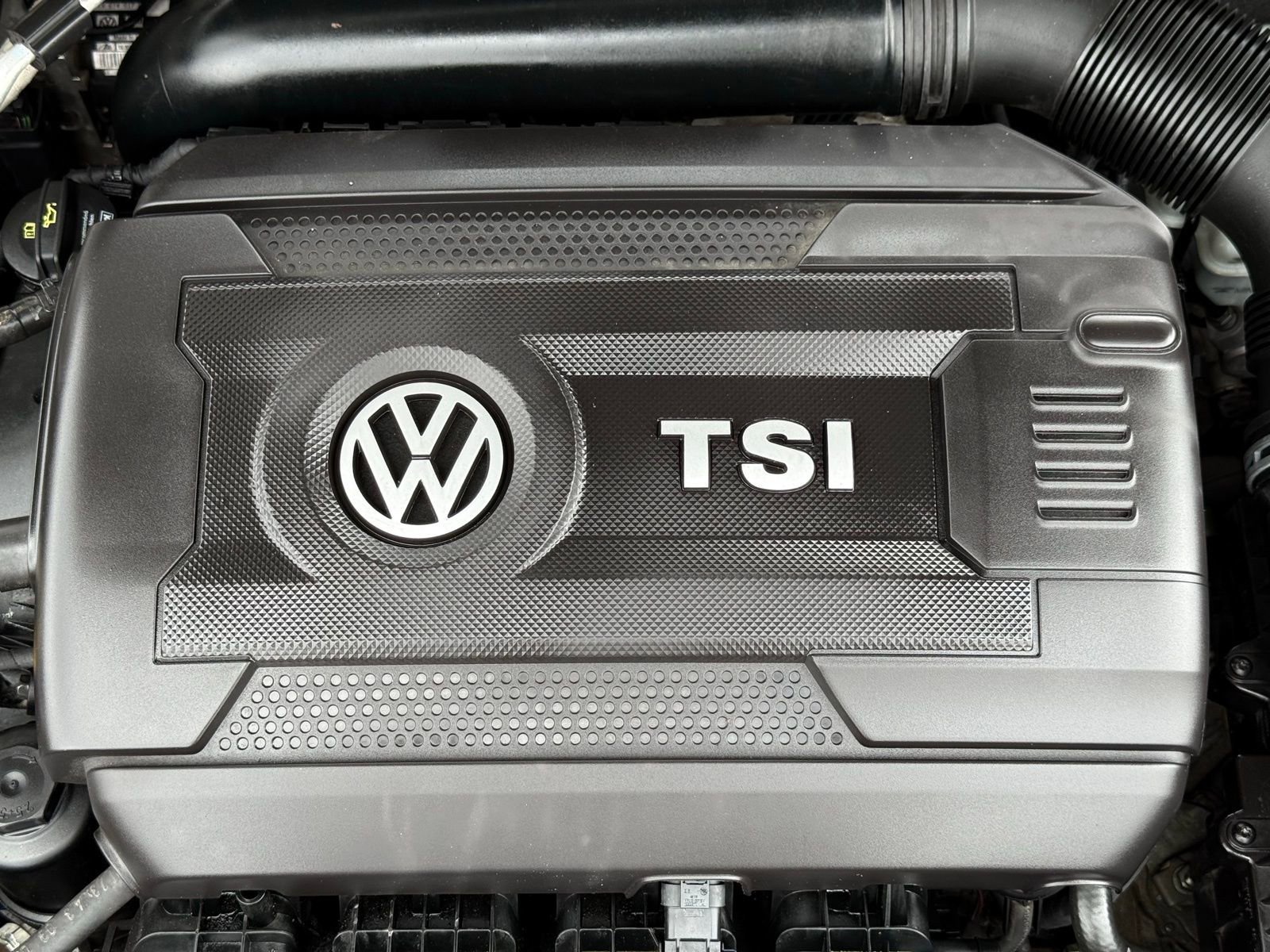 Used 2014 Volkswagen Passat 1.8T SEL Premium image 49