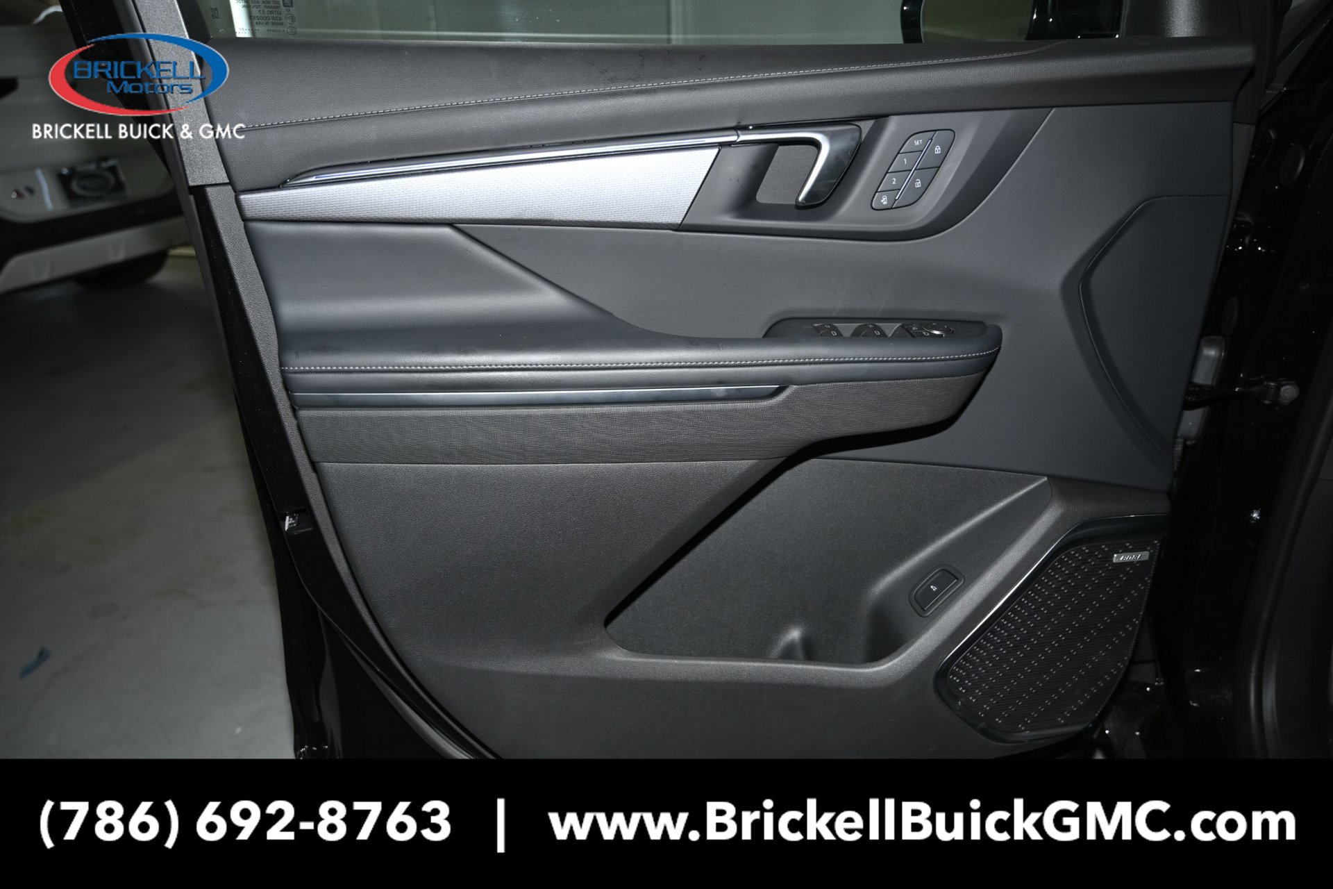 New 2026 Buick Enclave Sport Touring w/ Power Package FWD image 21