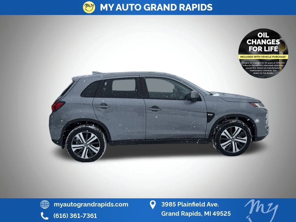 Used 2025 Mitsubishi Outlander Sport ES image 8