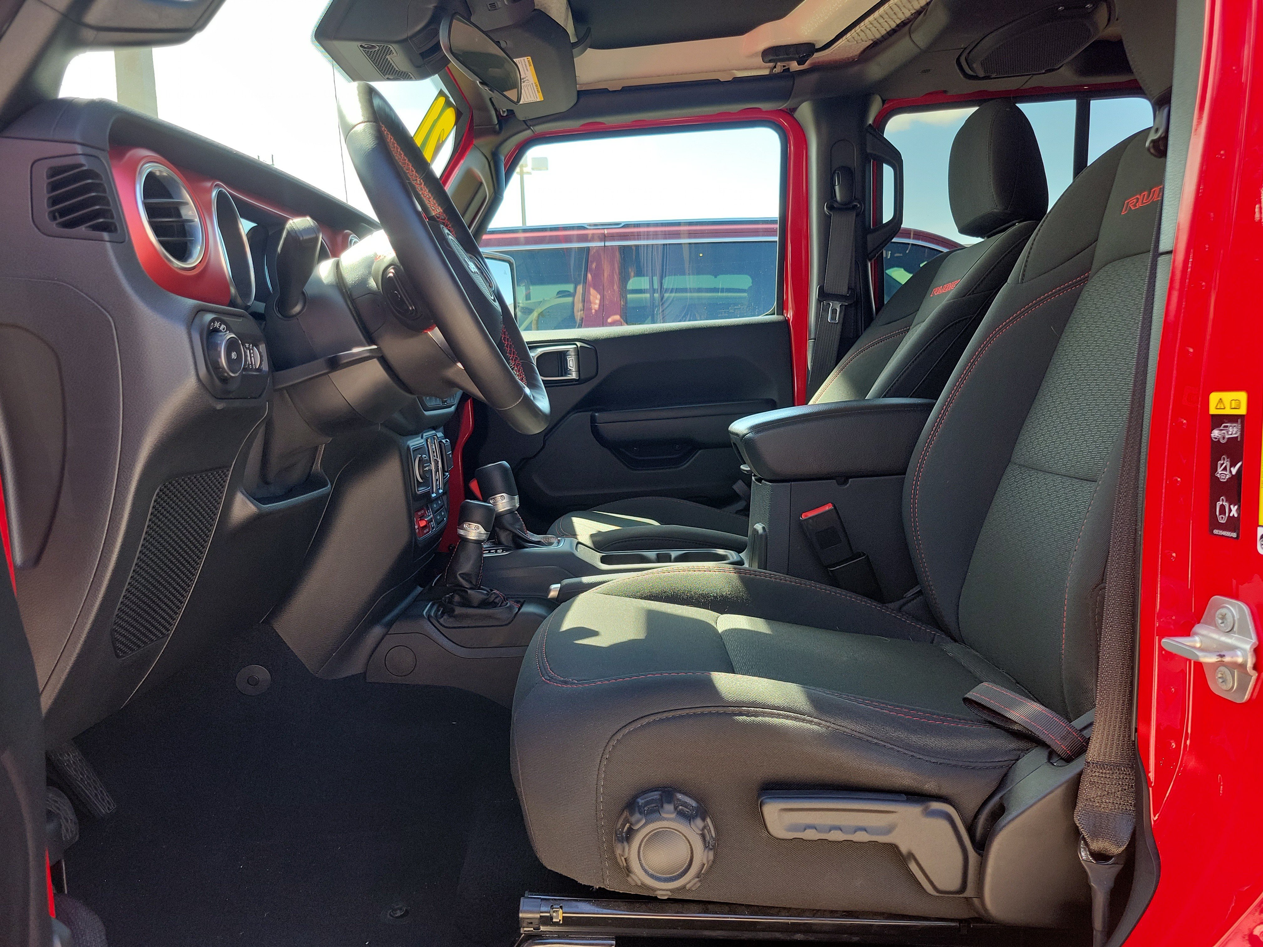 Used 2021 Jeep Wrangler Unlimited Rubicon w/ Safety Group AWD/4WD image 11