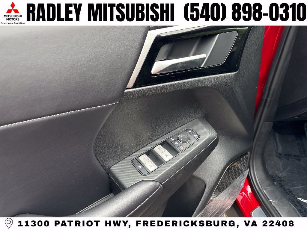 New 2026 Mitsubishi Outlander SE AWD/4WD image 5