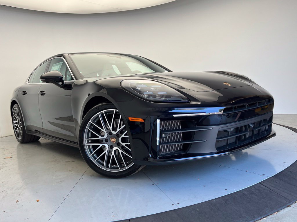 Used 2026 Porsche Panamera RWD image 24