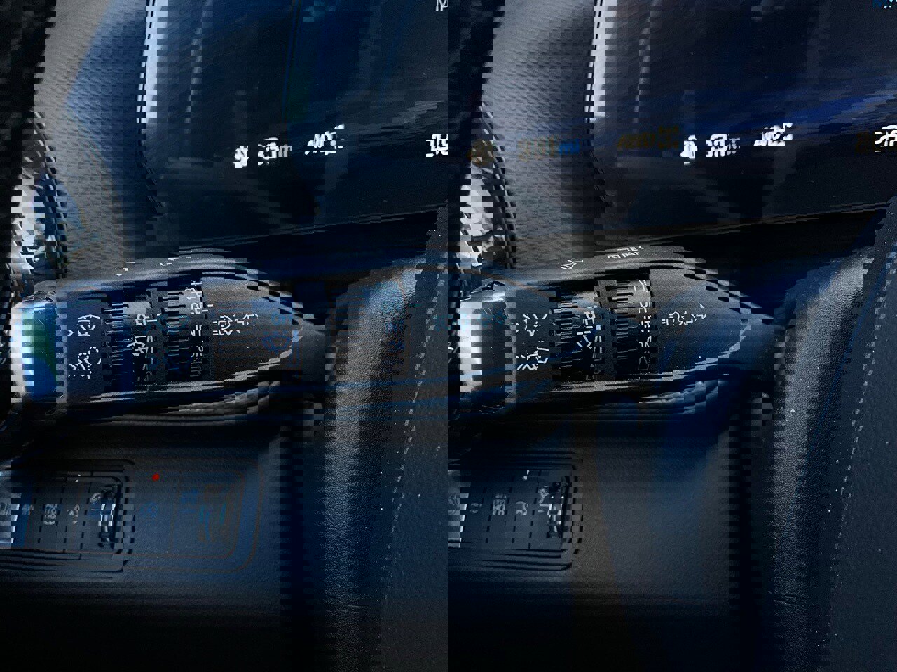 Used 2025 Chevrolet Equinox LT image 34