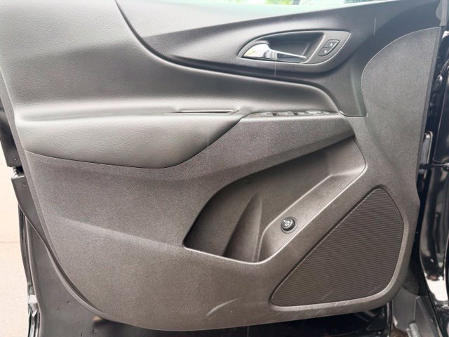 Used 2024 Chevrolet Equinox LT FWD image 19