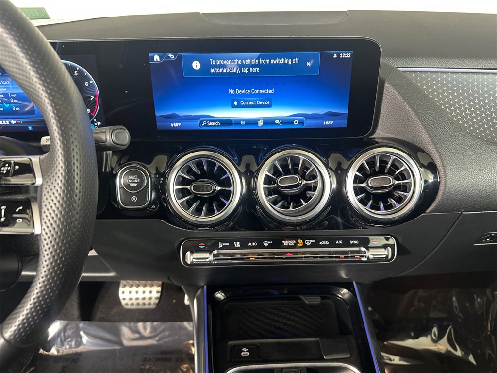 Certified 2025 Mercedes-Benz GLA 35 AMG 4MATIC image 30