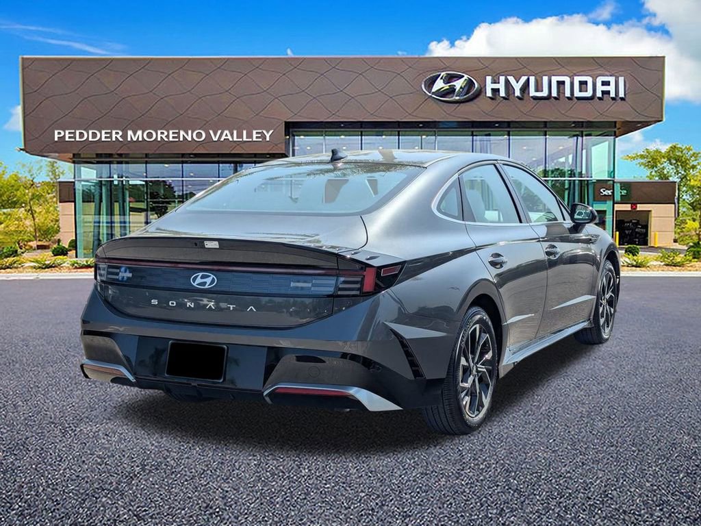 New 2025 Hyundai Sonata SEL image 6