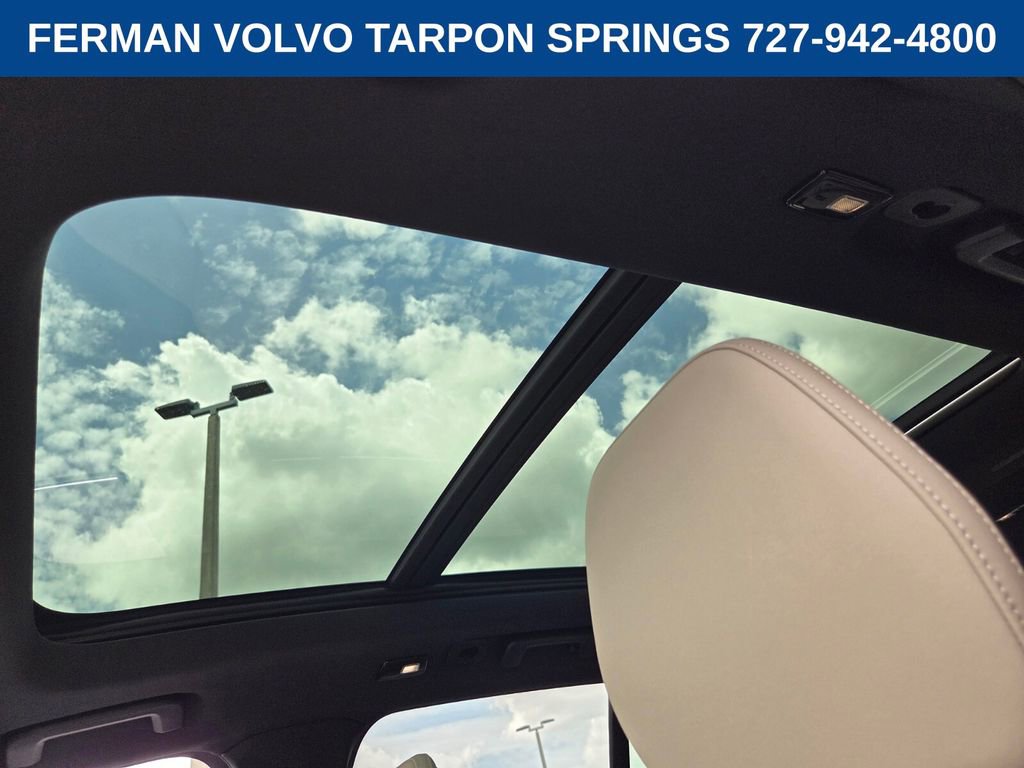 New 2026 Volvo XC90 B6 Plus w/ Protection Package Premier image 23