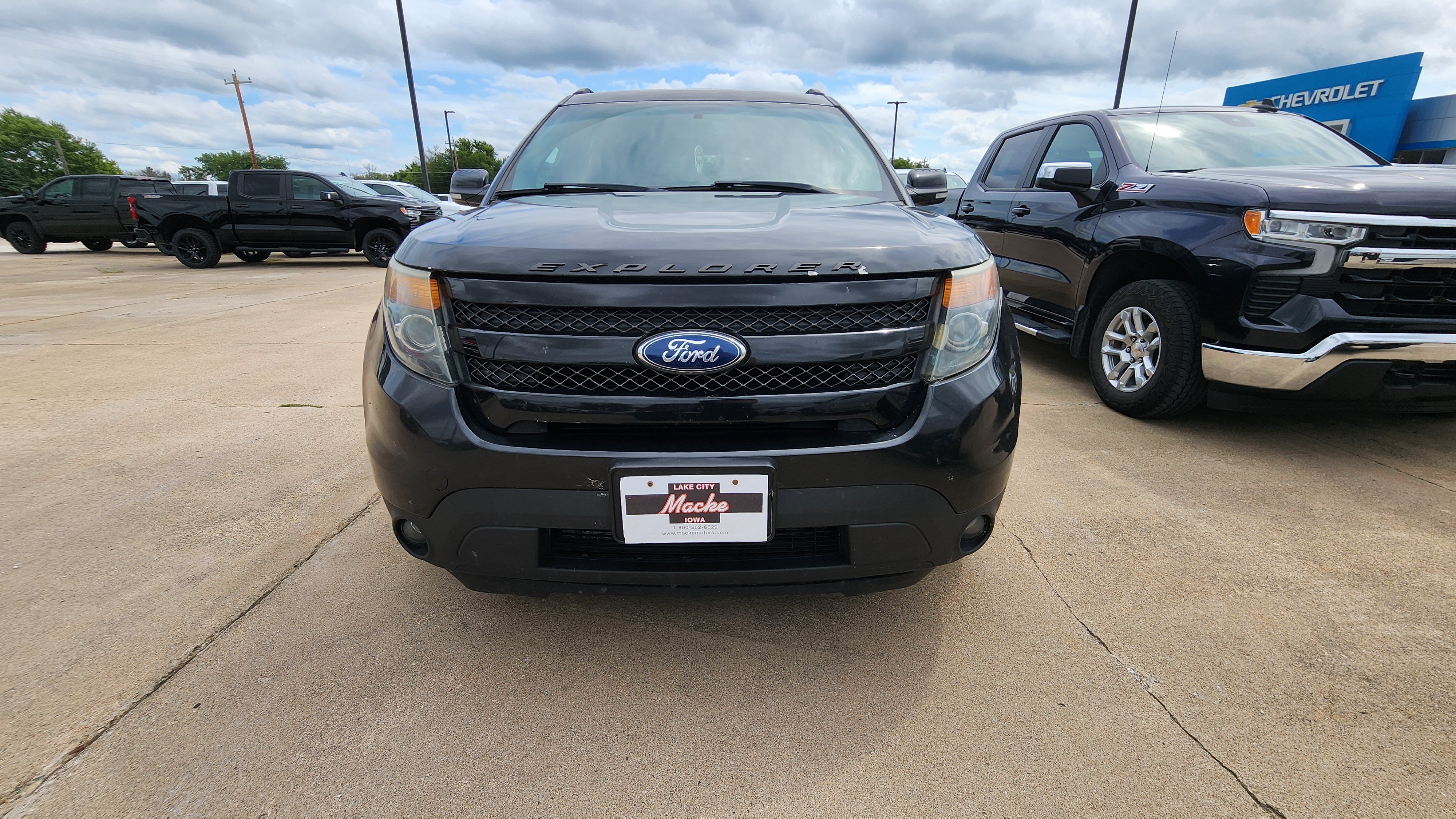 Used 2013 Ford Explorer Sport AWD/4WD image 2
