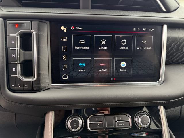 Used 2024 GMC Yukon Denali AWD/4WD image 26