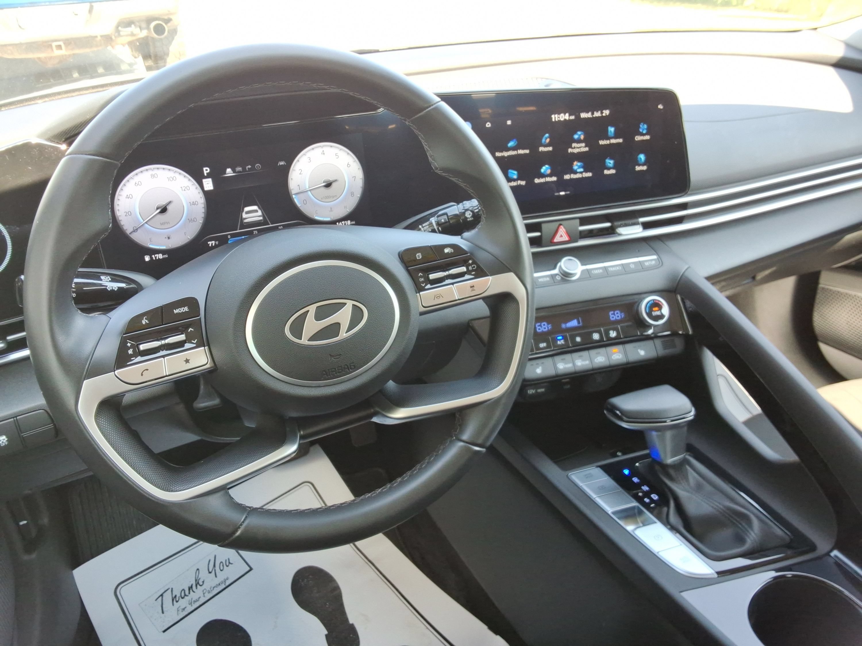 Used 2024 Hyundai Elantra SEL w/ Convenience Package FWD image 12