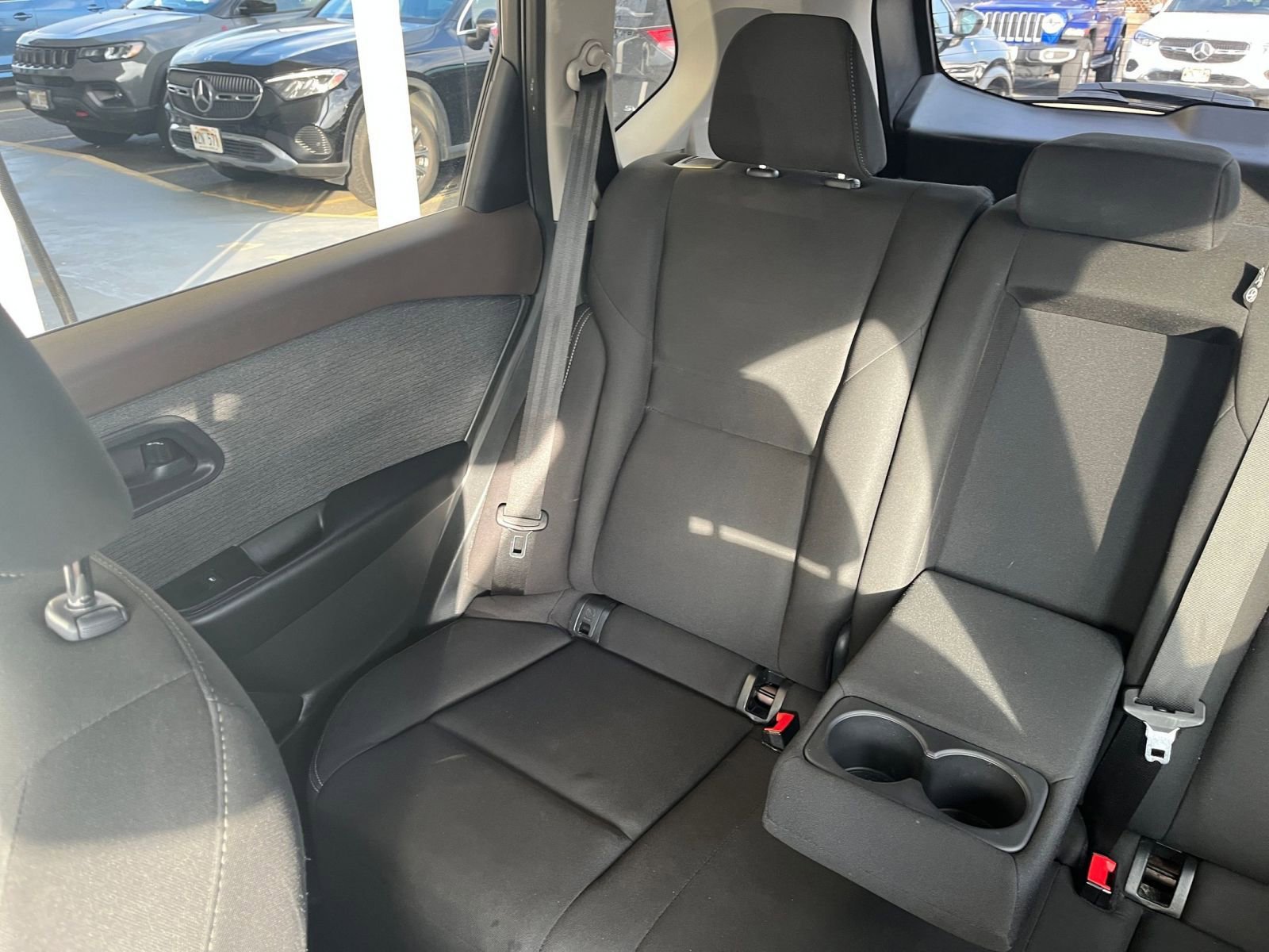 Used 2023 Nissan Rogue S image 38