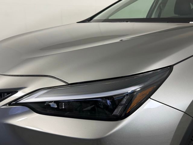 Used 2025 Lexus NX 250 FWD w/ Cold Area Package image 15