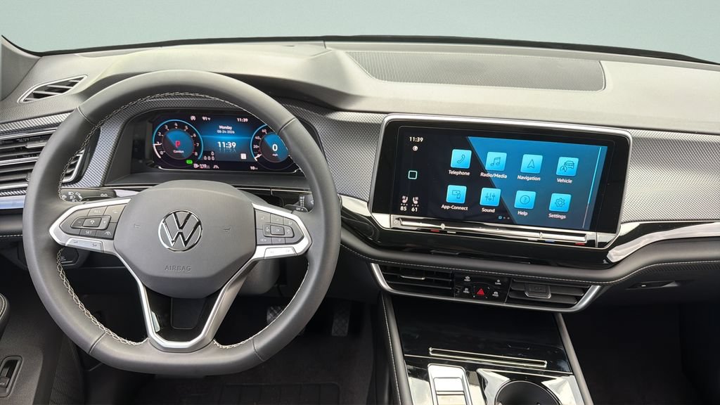 New 2026 Volkswagen Atlas Cross Sport SEL AWD/4WD image 19