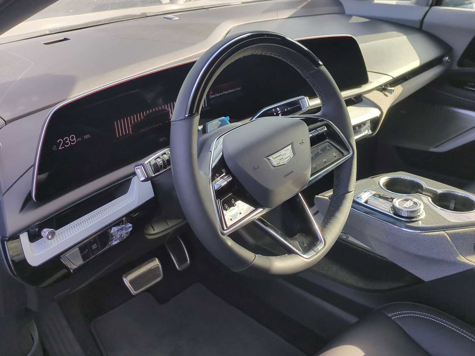 New 2025 Cadillac Optiq Luxury 1 image 12