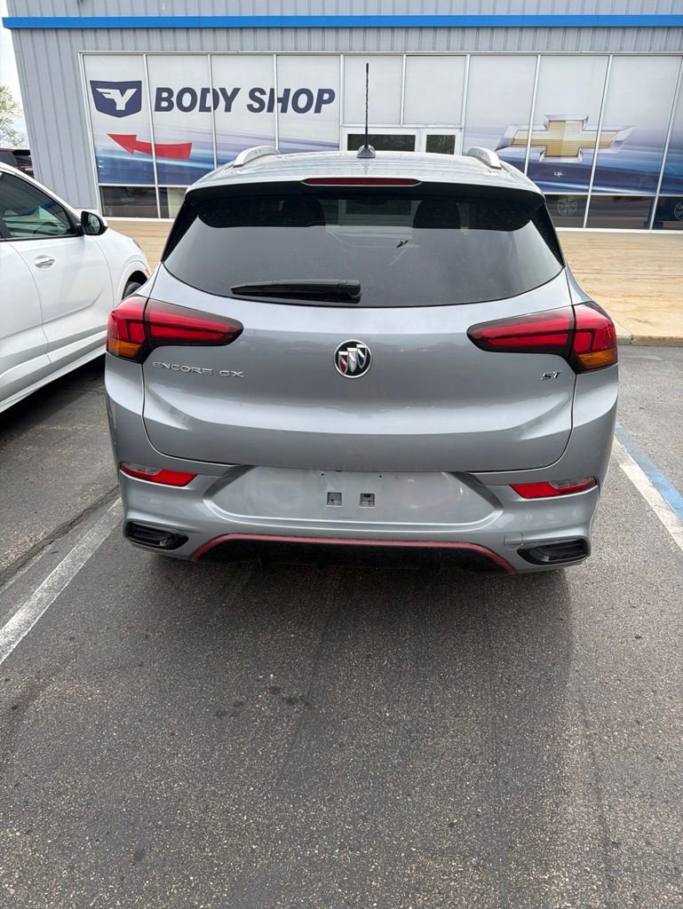Used 2023 Buick Encore GX Select w/ Sport Touring Package FWD image 4