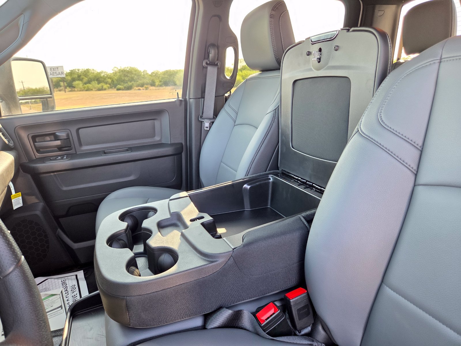 New 2026 RAM 3500 Tradesman w/ Chrome Appearance Group A AWD/4WD image 33