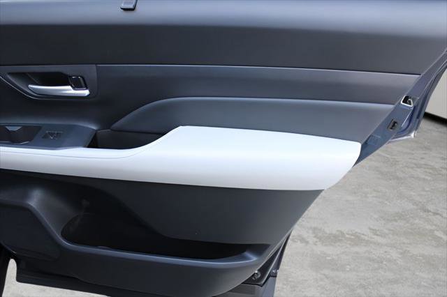 Certified 2024 Toyota Grand Highlander AWD image 23