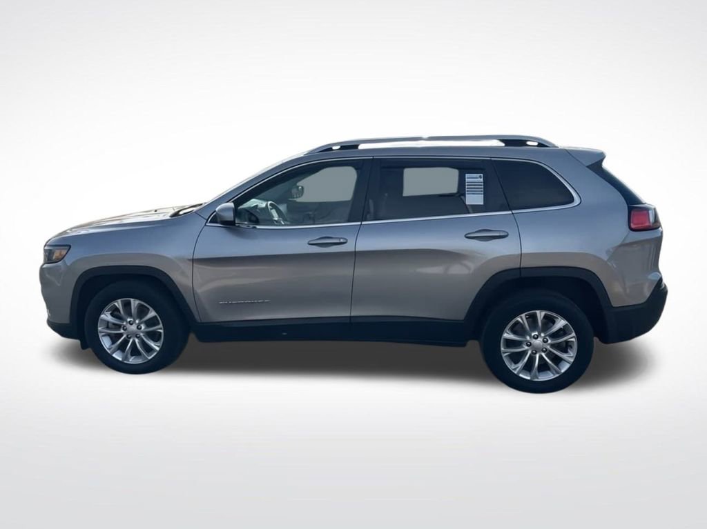 Used 2019 Jeep Cherokee Latitude w/ Popular Appearance Group image 8