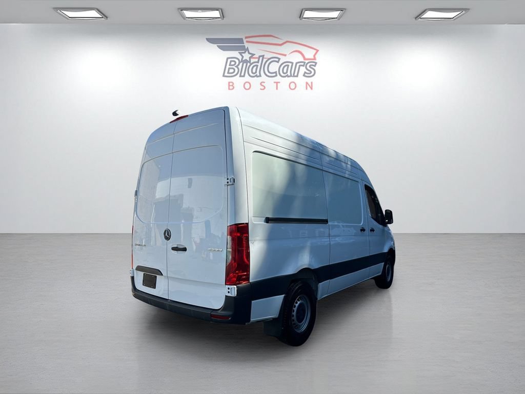Used 2024 Mercedes-Benz Sprinter 2500 w/ Acoustic Package image 4